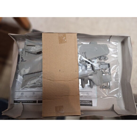 Revell P-51D Mustang WWII Fighter Aircraft 1:48 Model Kit 85-5241‎ NEW - Picture 8 of 8